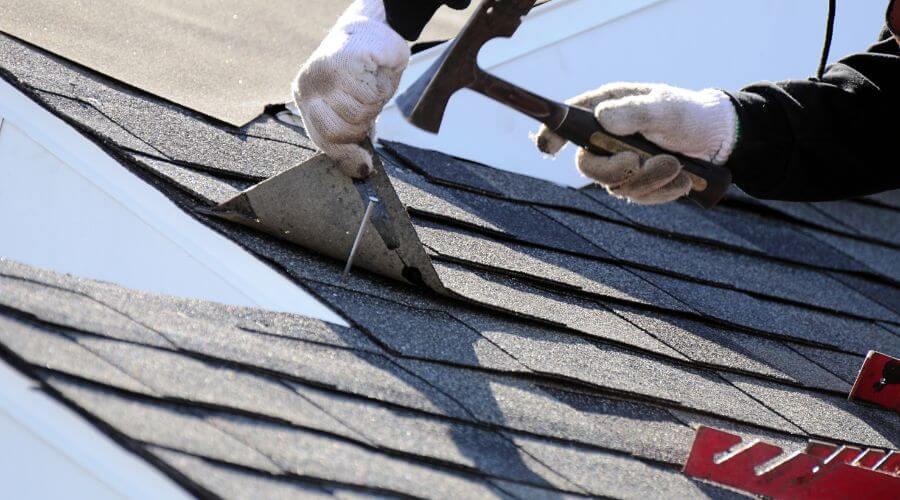 Professional gutter cleaning in Adin, CA